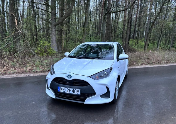 Toyota Yaris cena 60900 przebieg: 73000, rok produkcji 2021 z Niemodlin małe 596